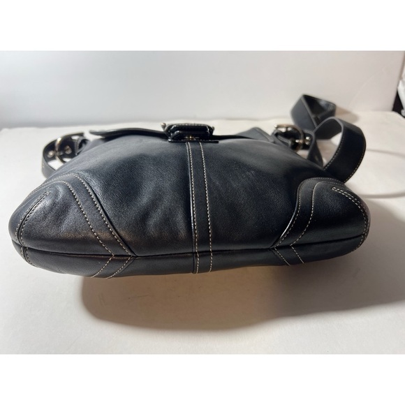 Black Leather Shoulder Bag - Picture 5 of 10